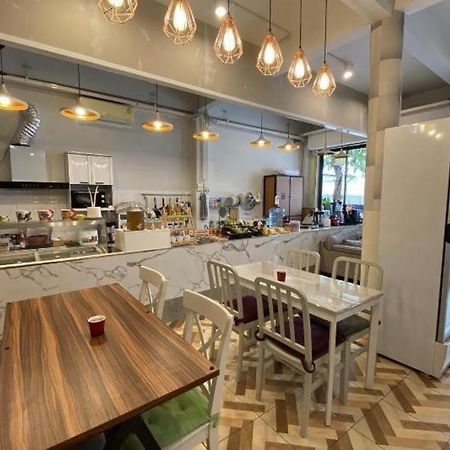 Oyo 480 Lemon Siam Hostel Bangkok Kültér fotó