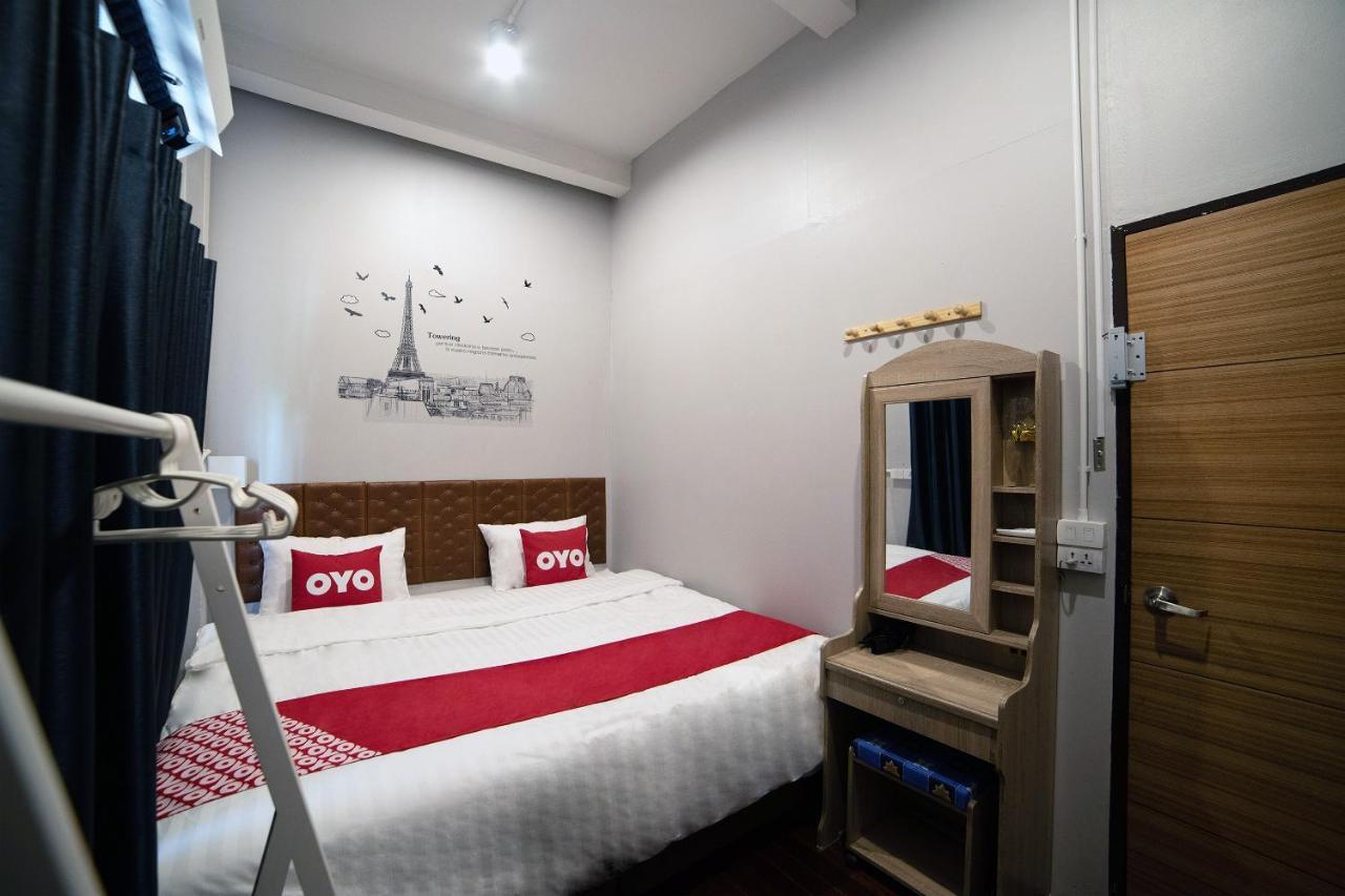 Oyo 480 Lemon Siam Hostel Bangkok Kültér fotó