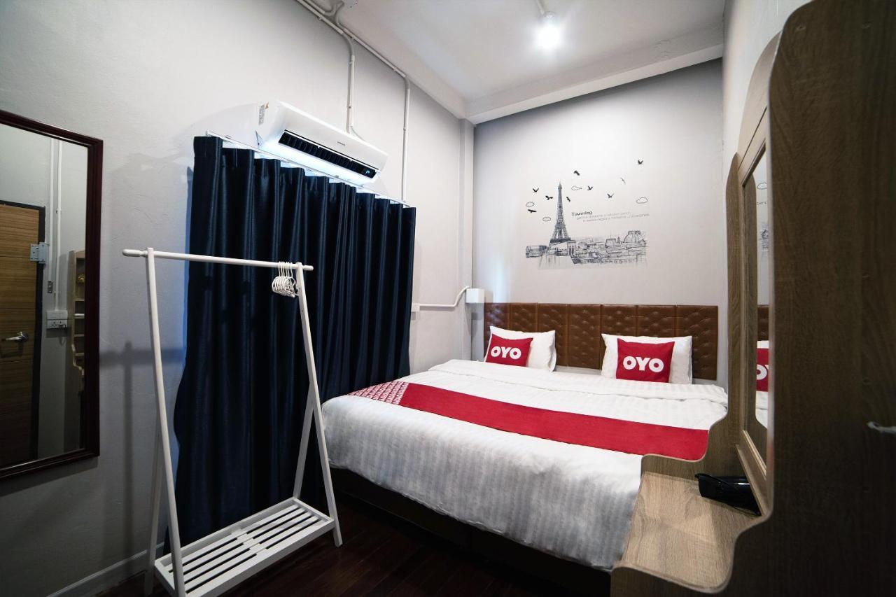 Oyo 480 Lemon Siam Hostel Bangkok Kültér fotó