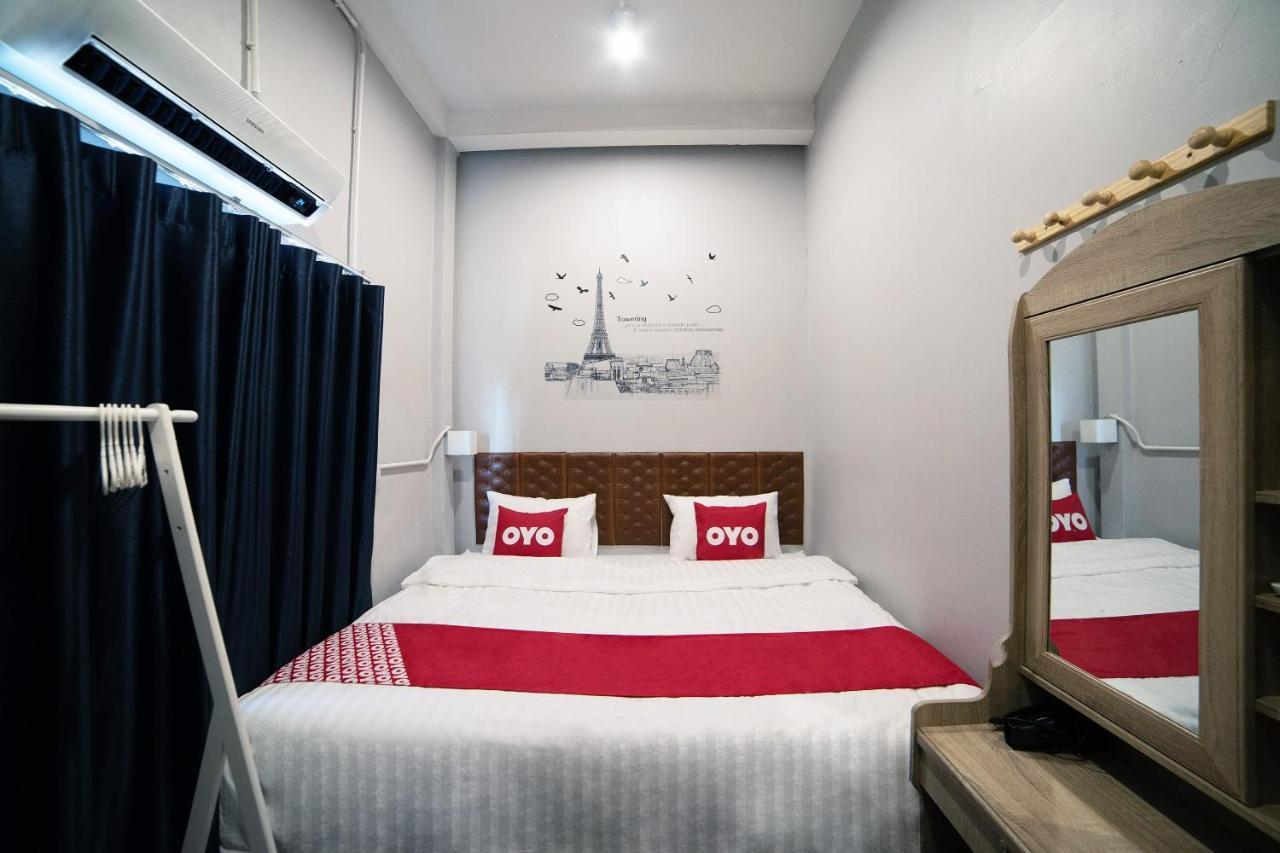 Oyo 480 Lemon Siam Hostel Bangkok Kültér fotó